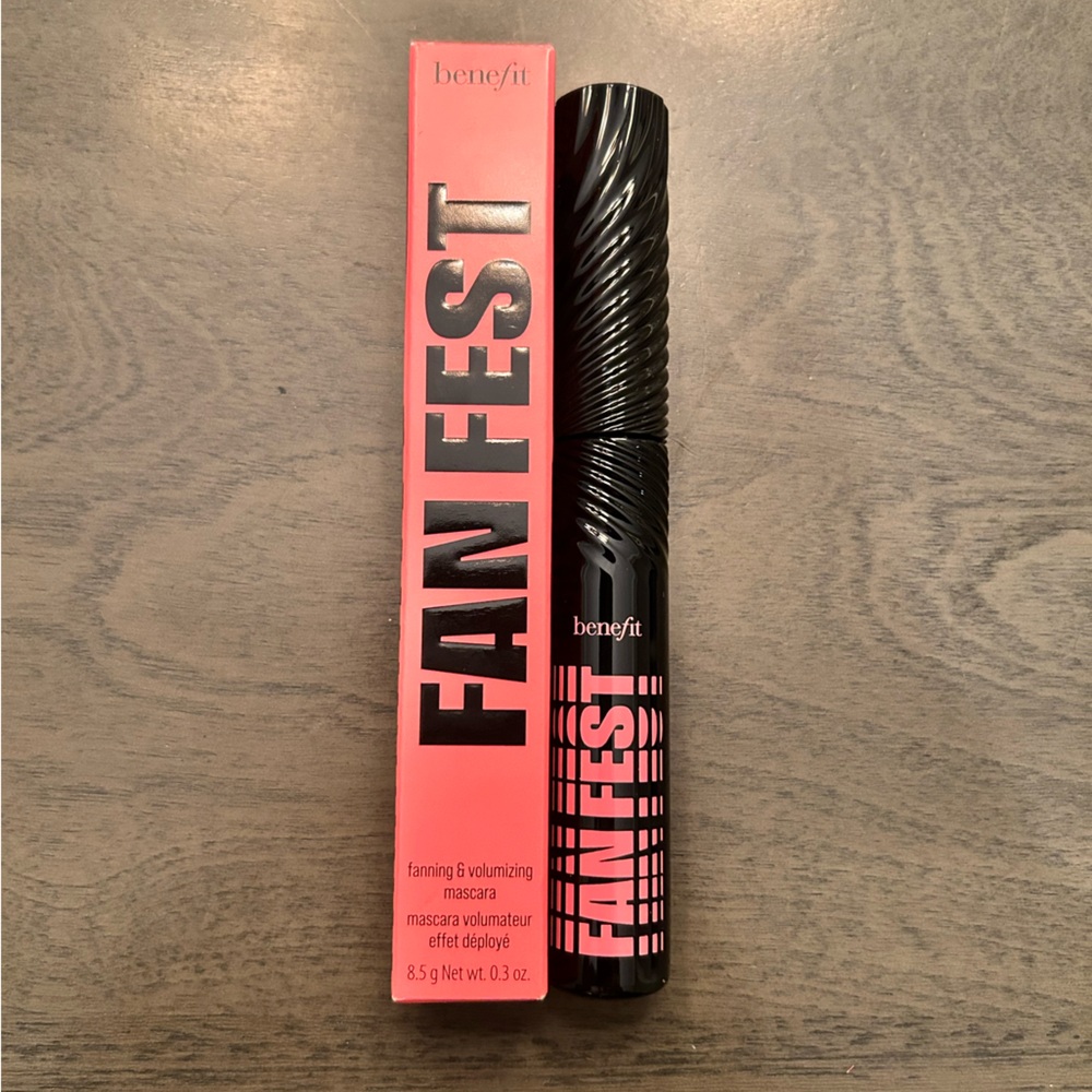 Benefit Fan Fest Mascara